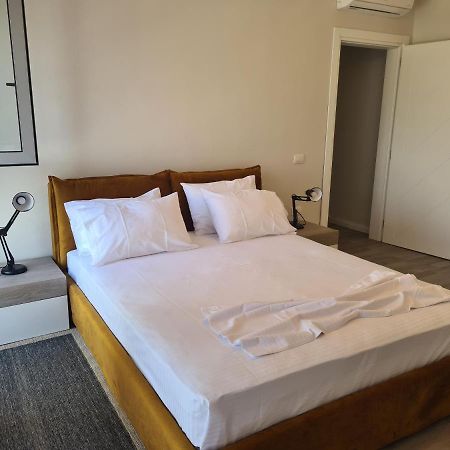 Old Beach Apartment Vlora 외부 사진