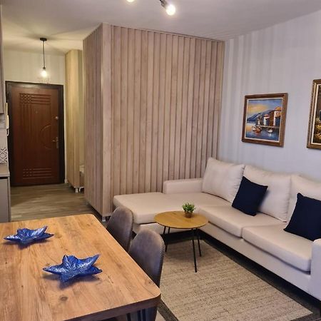 Old Beach Apartment Vlora 외부 사진