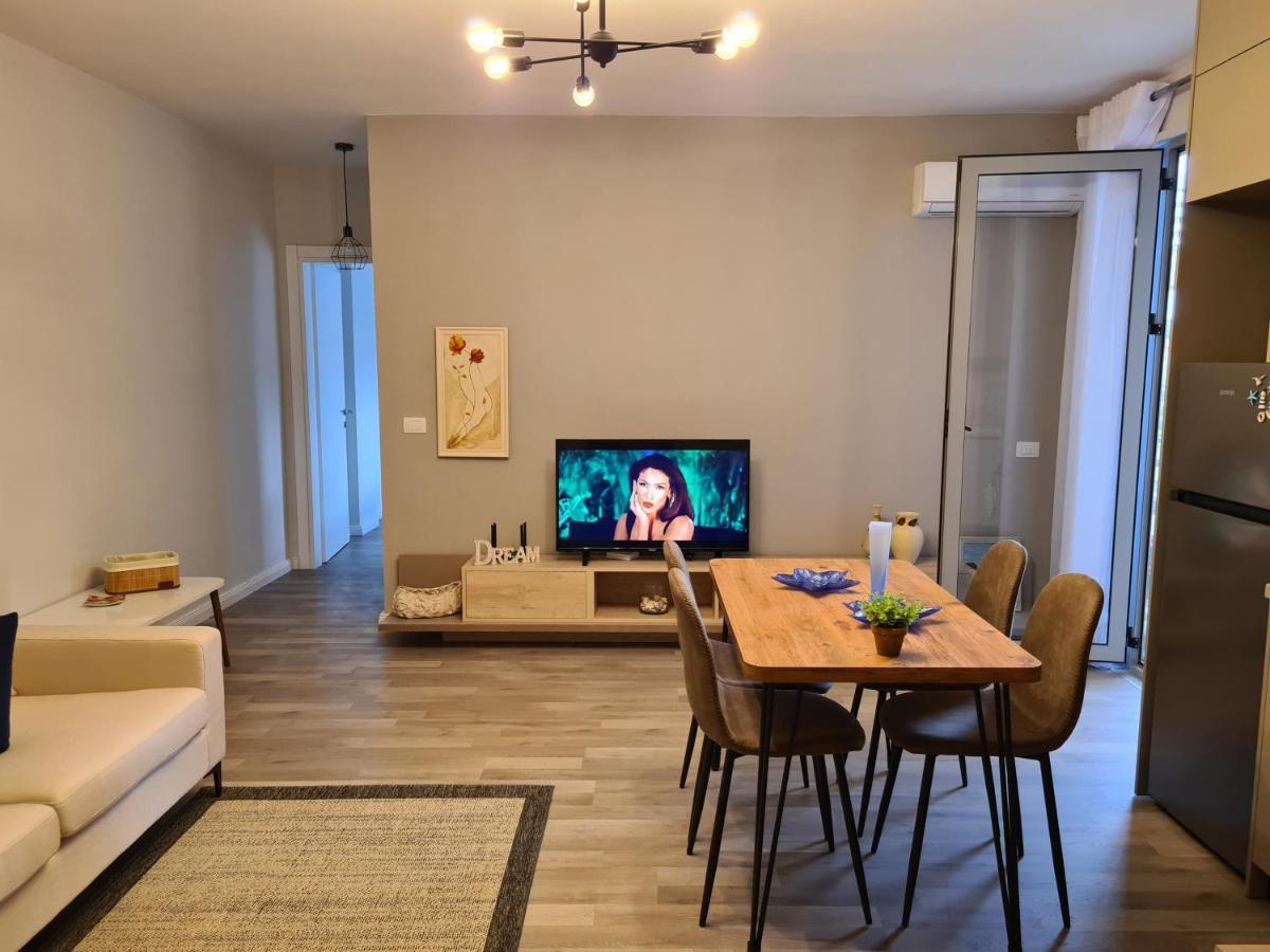 Old Beach Apartment Vlora 외부 사진