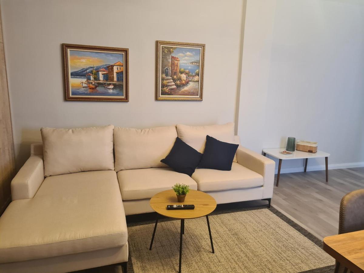 Old Beach Apartment Vlora 외부 사진